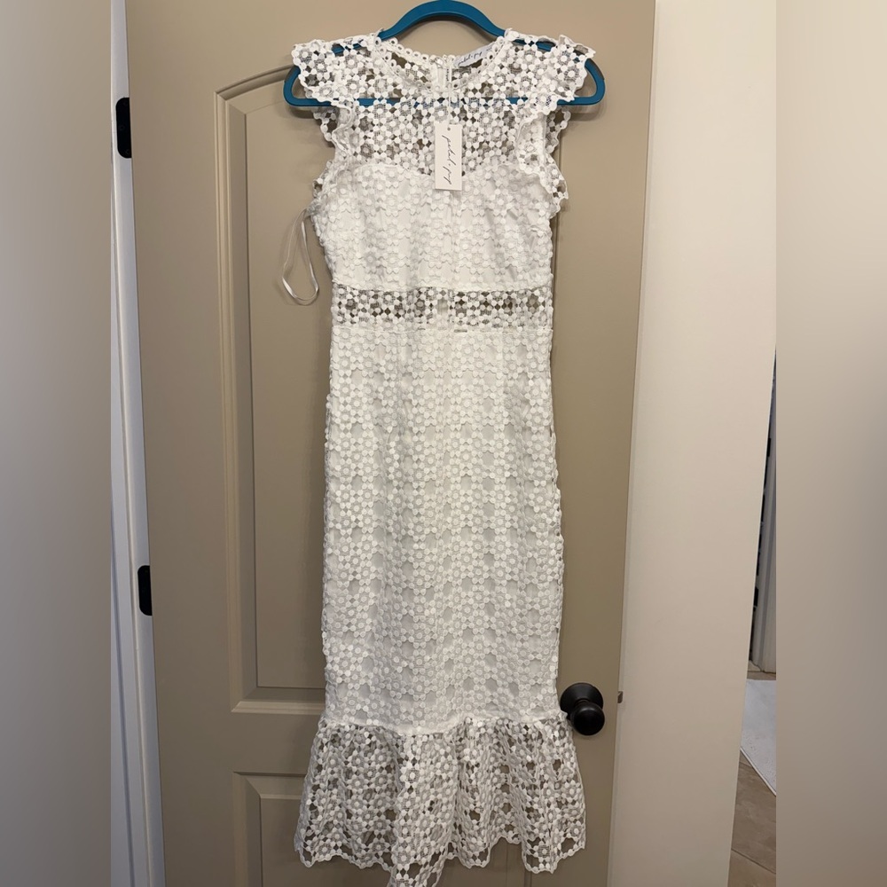 NWT Petal and Pup Lauren Dress